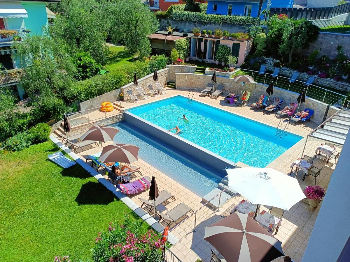 Hotel Antonella Malcesine Exterior photo