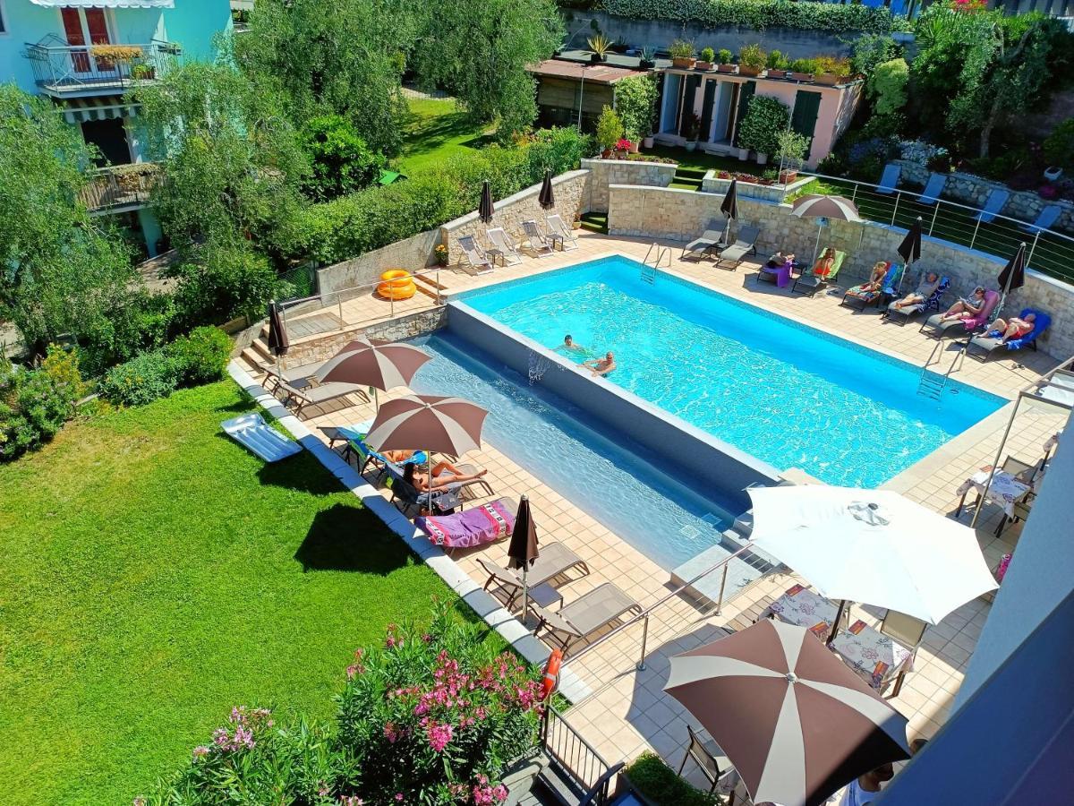 Hotel Antonella Malcesine Exterior photo